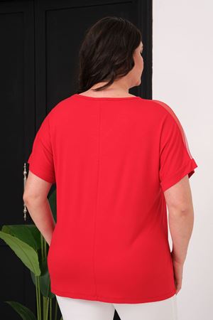KIRMIZI YAKA DANTELLİ TAŞLI BLUZ